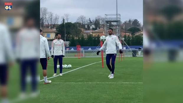 Jeff Reine-Adelaïde resuming team training